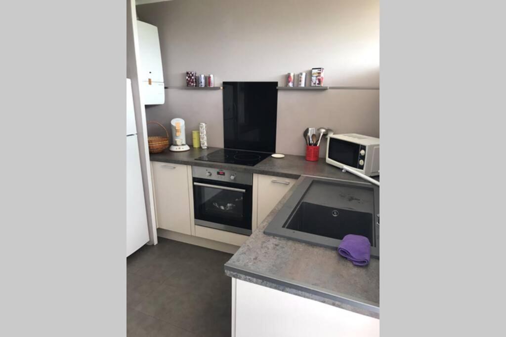 Bel Appartement Avec Vue Et Parking Prive Beziers Exterior photo
